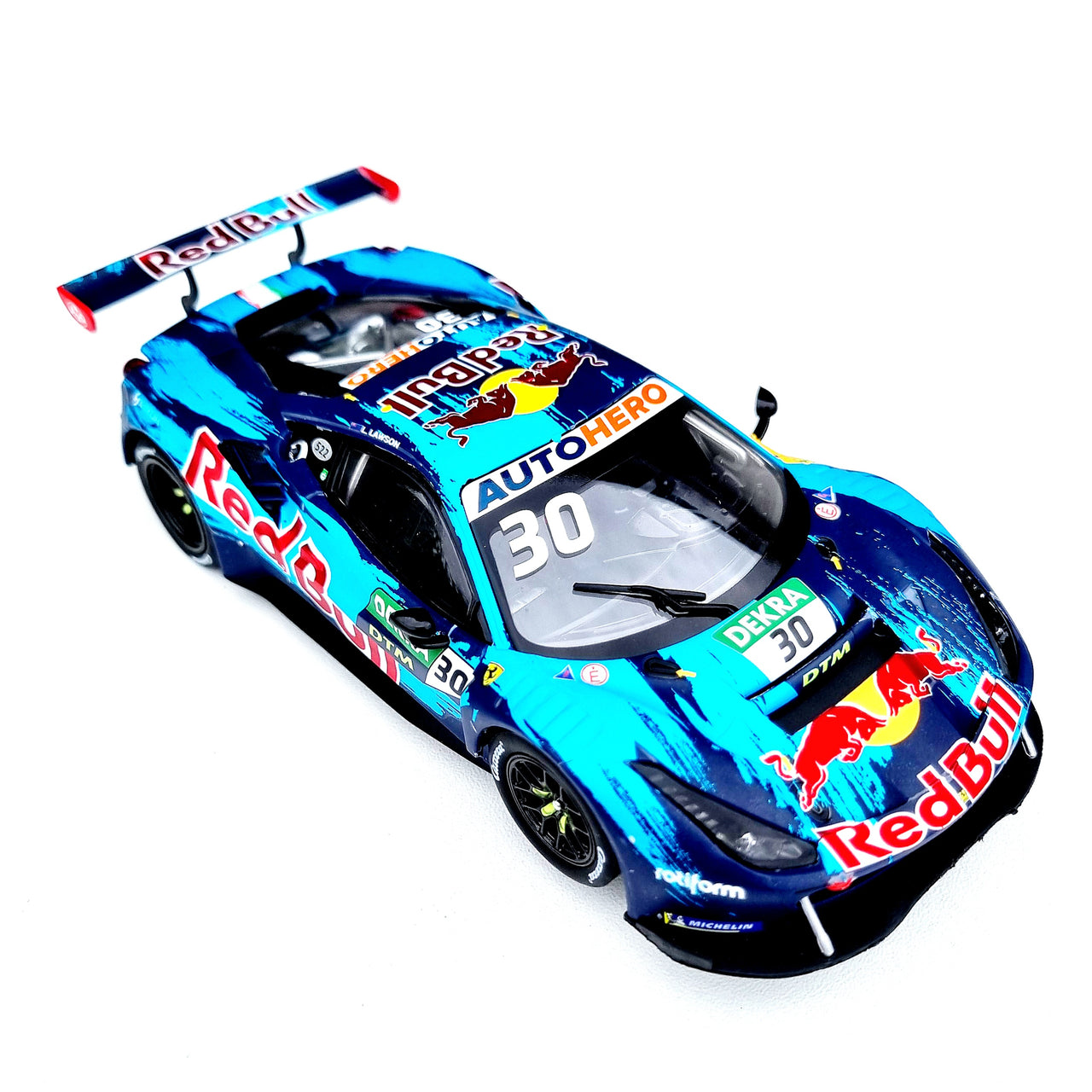 Carrera Digital 132 Auto Ferrari 488 GT3 Red Bull No.30 - 31032 - Rennbahnstore.de