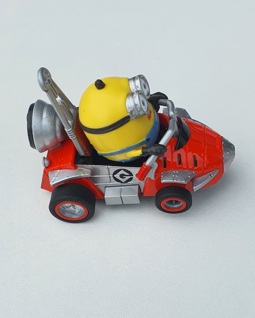 Carrera GO!!! / GO!!! PLUS Otto Minions Kart